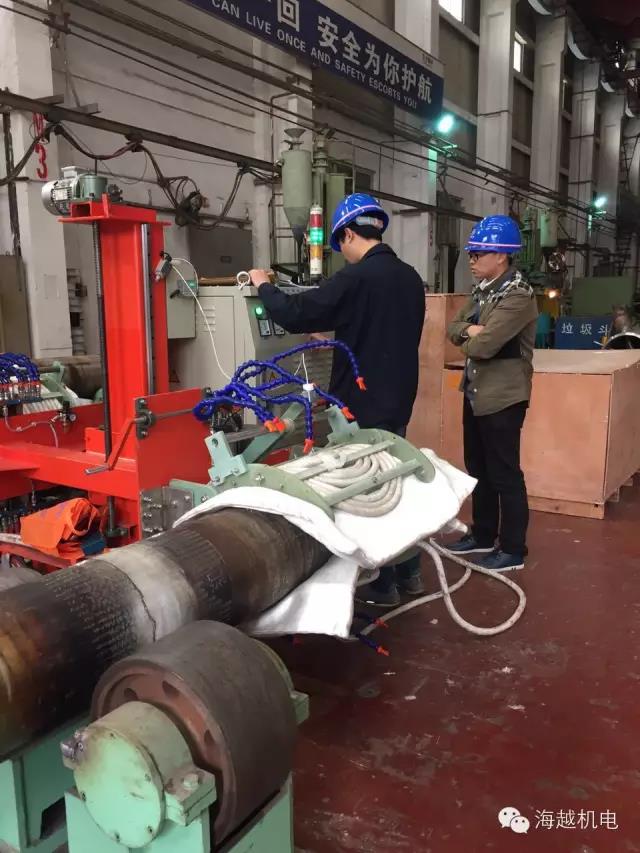 海越中頻高頻電磁感應(yīng)加熱設(shè)備在不同的行業(yè)、不同的工件、不同的工藝要求的應(yīng)用現(xiàn)場圖